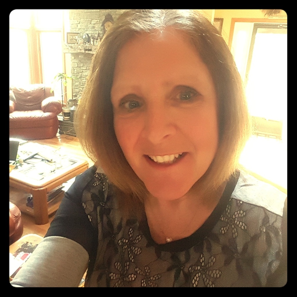 Meet your Posher, Lisa